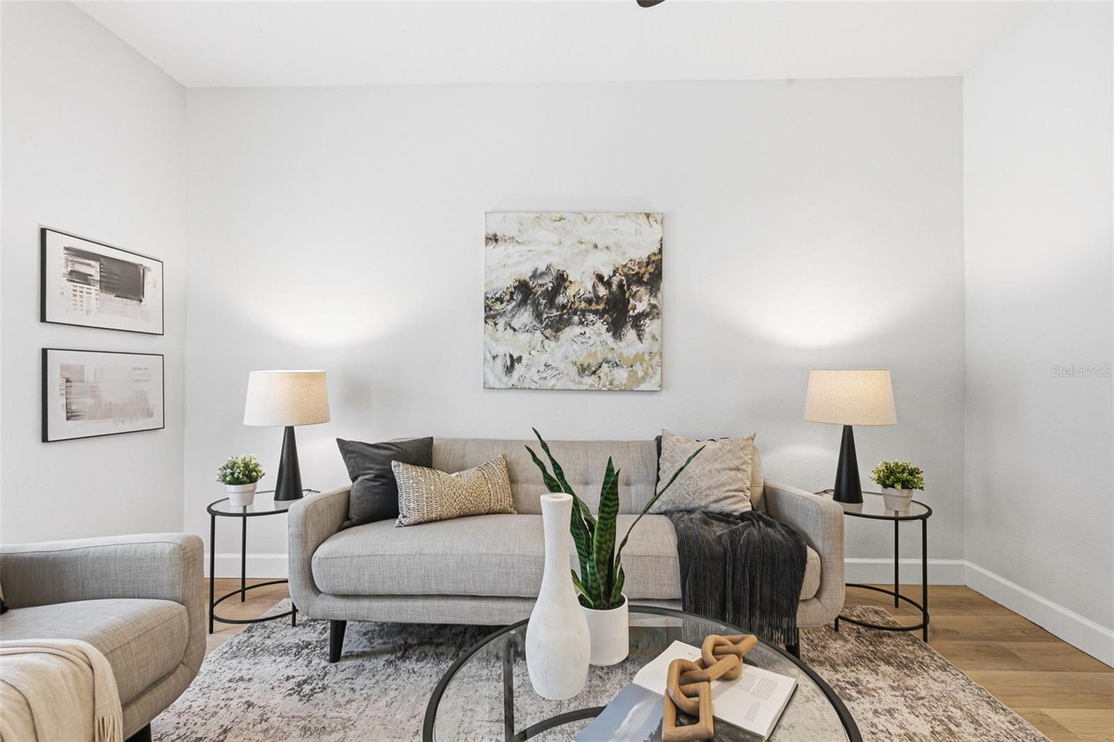 CASA BLANCA - Residential