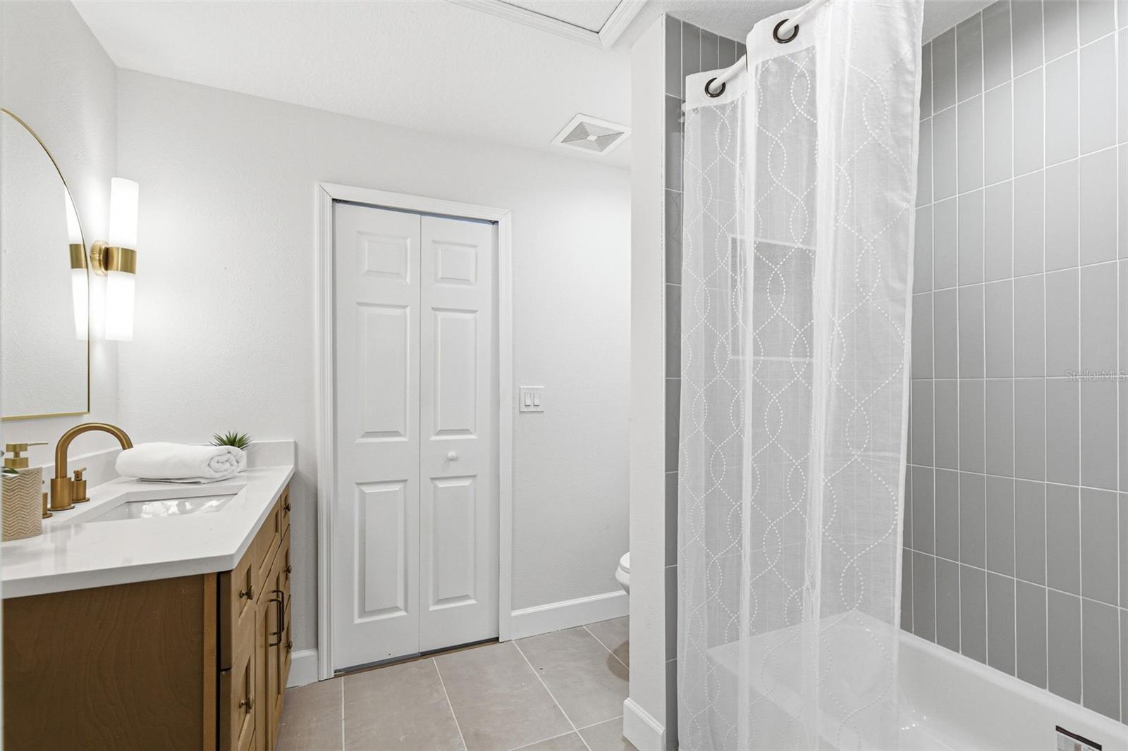 CASA BLANCA - Residential