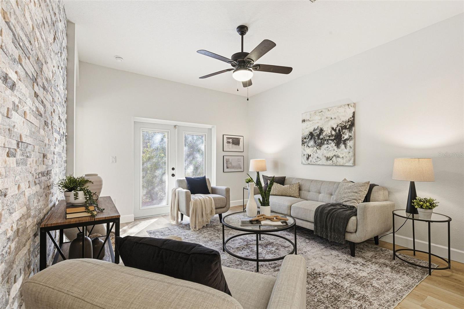 CASA BLANCA - Residential