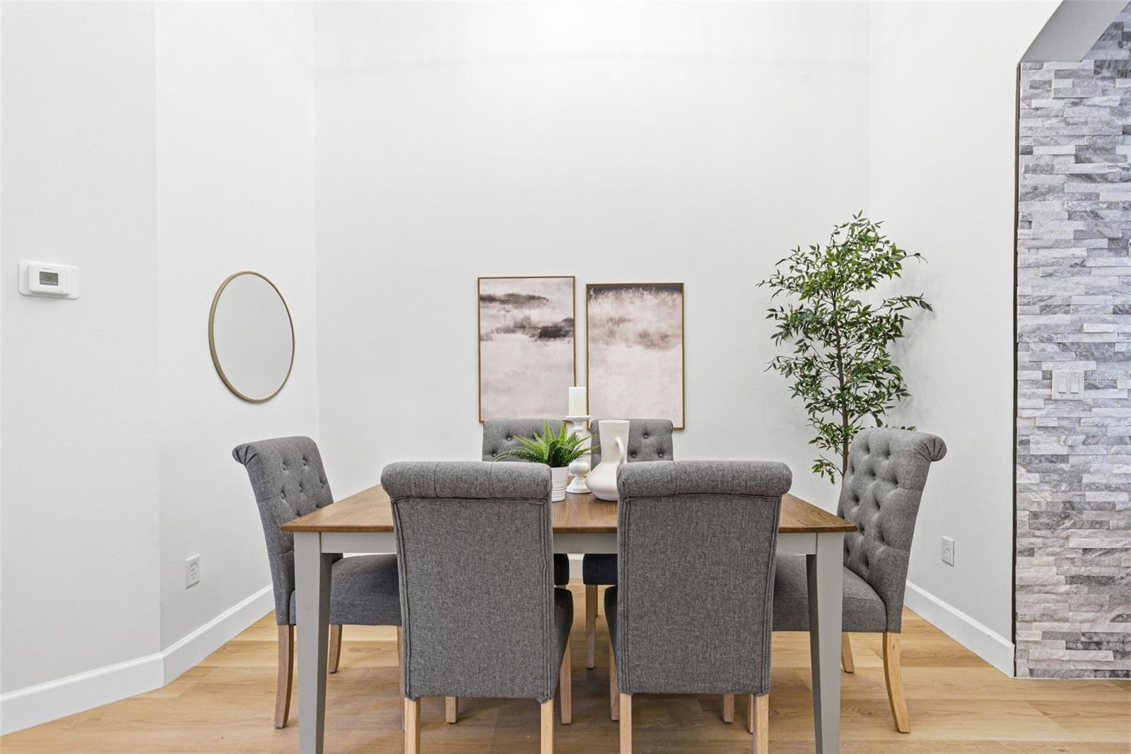 CASA BLANCA - Residential