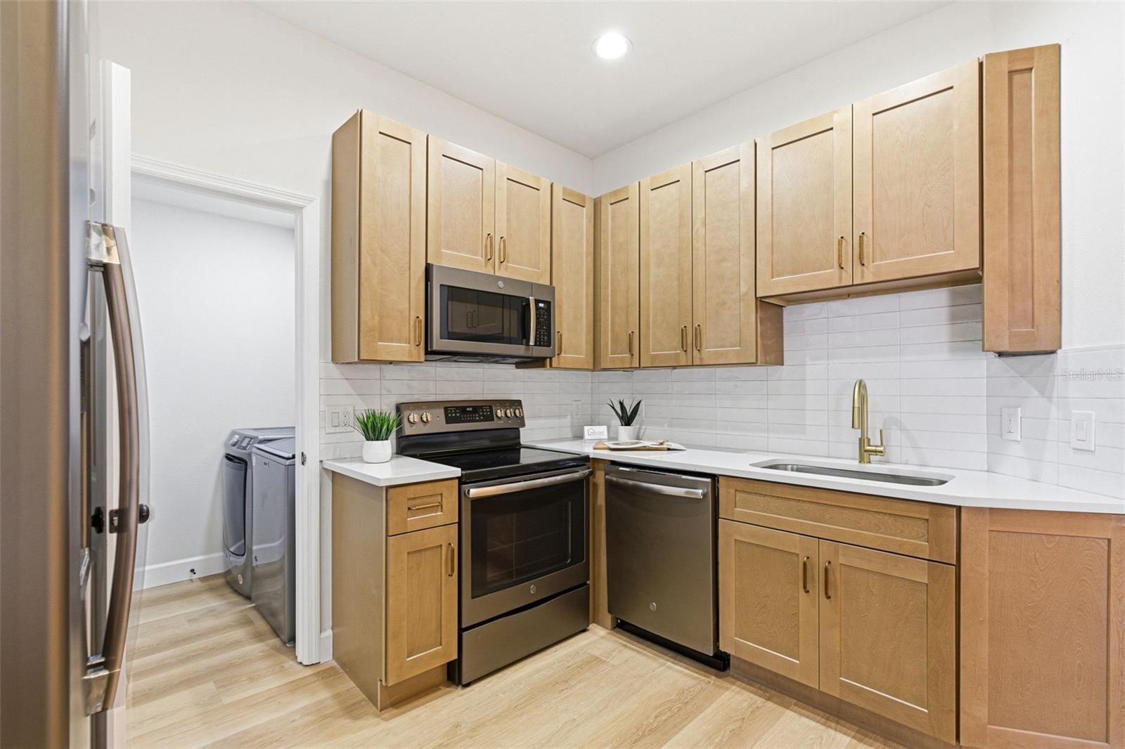 CASA BLANCA - Residential