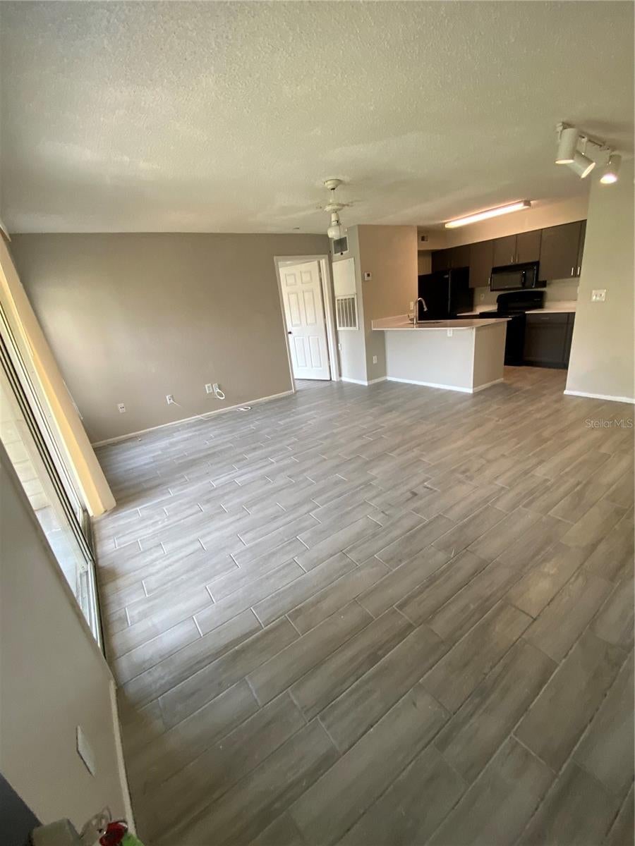 5112 PARK CENTRAL DRIVE 616