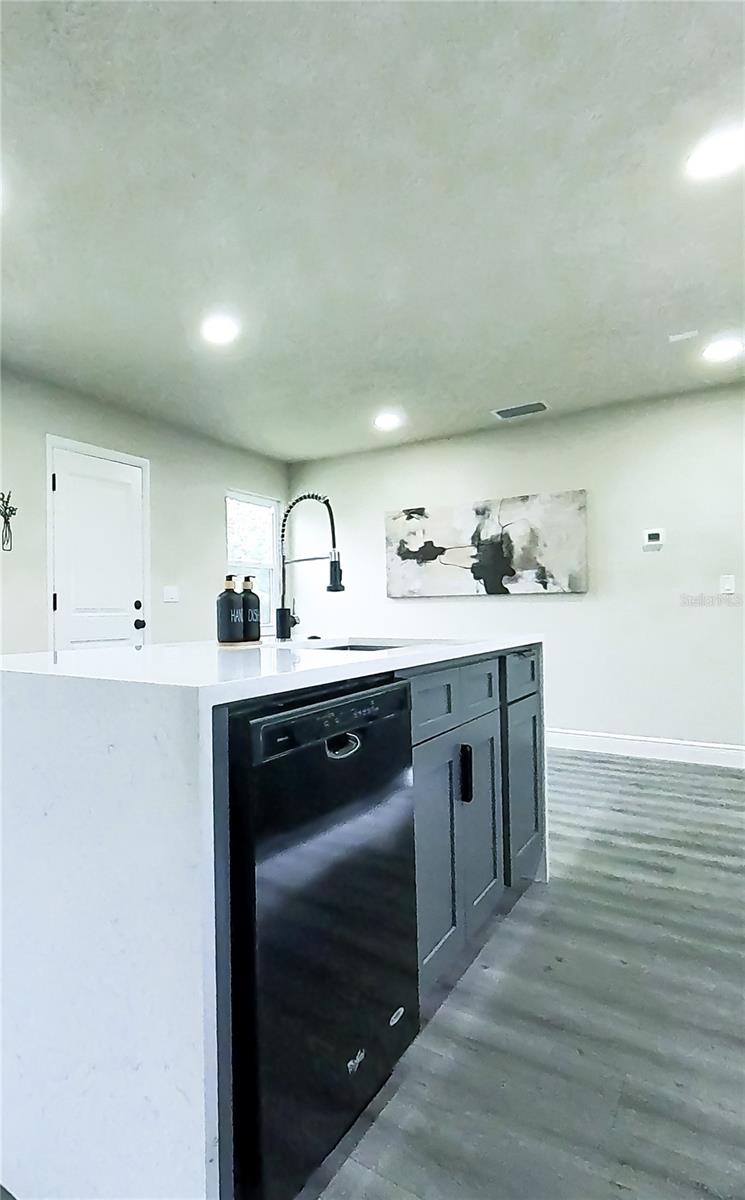 BEVERLY HILLS - Residential