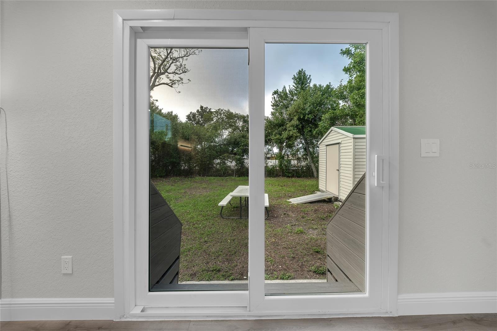 BEVERLY HILLS - Residential