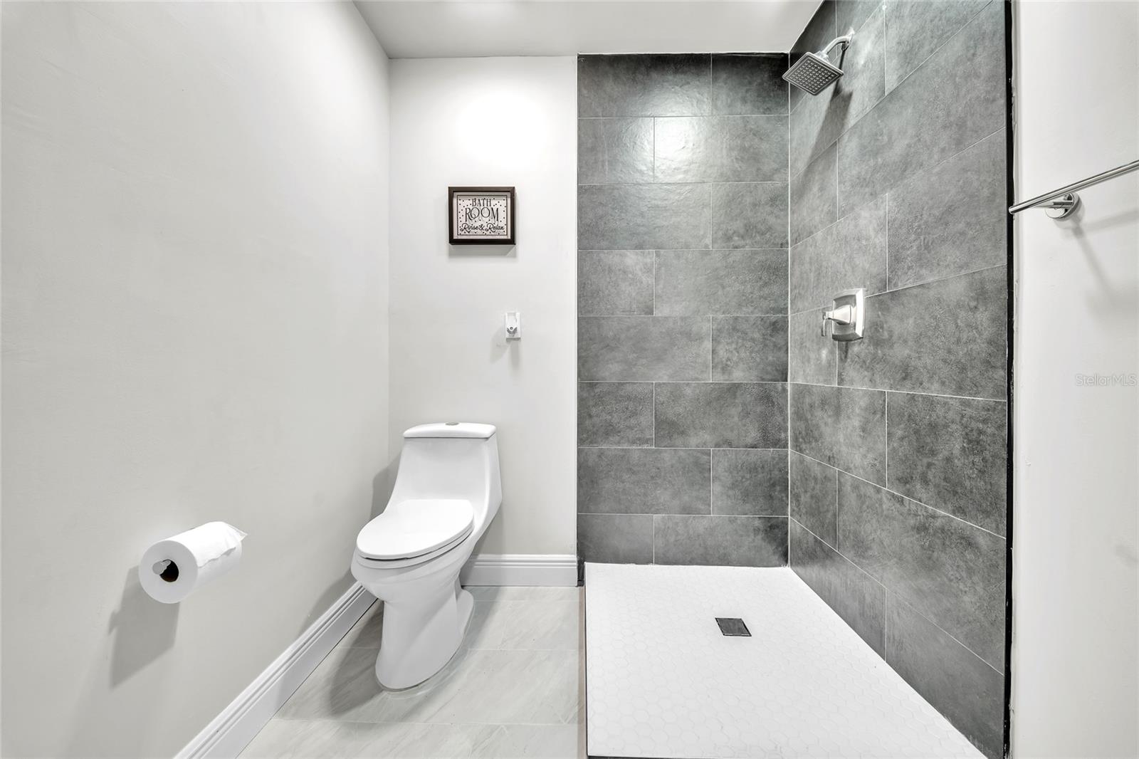 BEVERLY HILLS - Residential