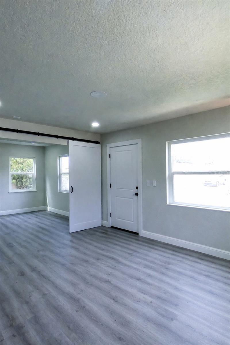 BEVERLY HILLS - Residential