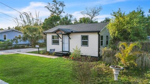 Photo of 5418 6th Avenue S, St Petersburg, FL 33707 (MLS # TB8486373)