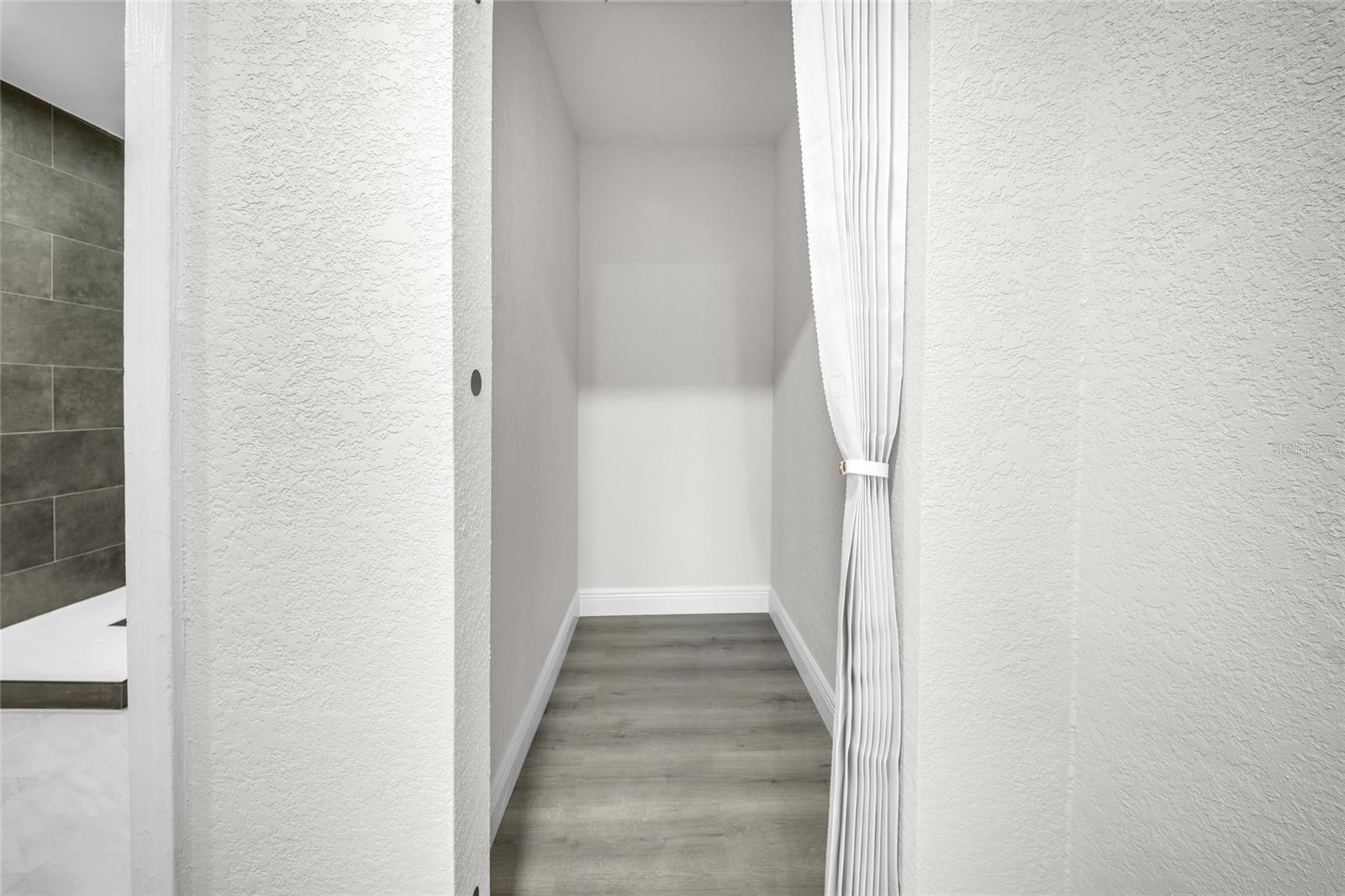 BEVERLY HILLS - Residential