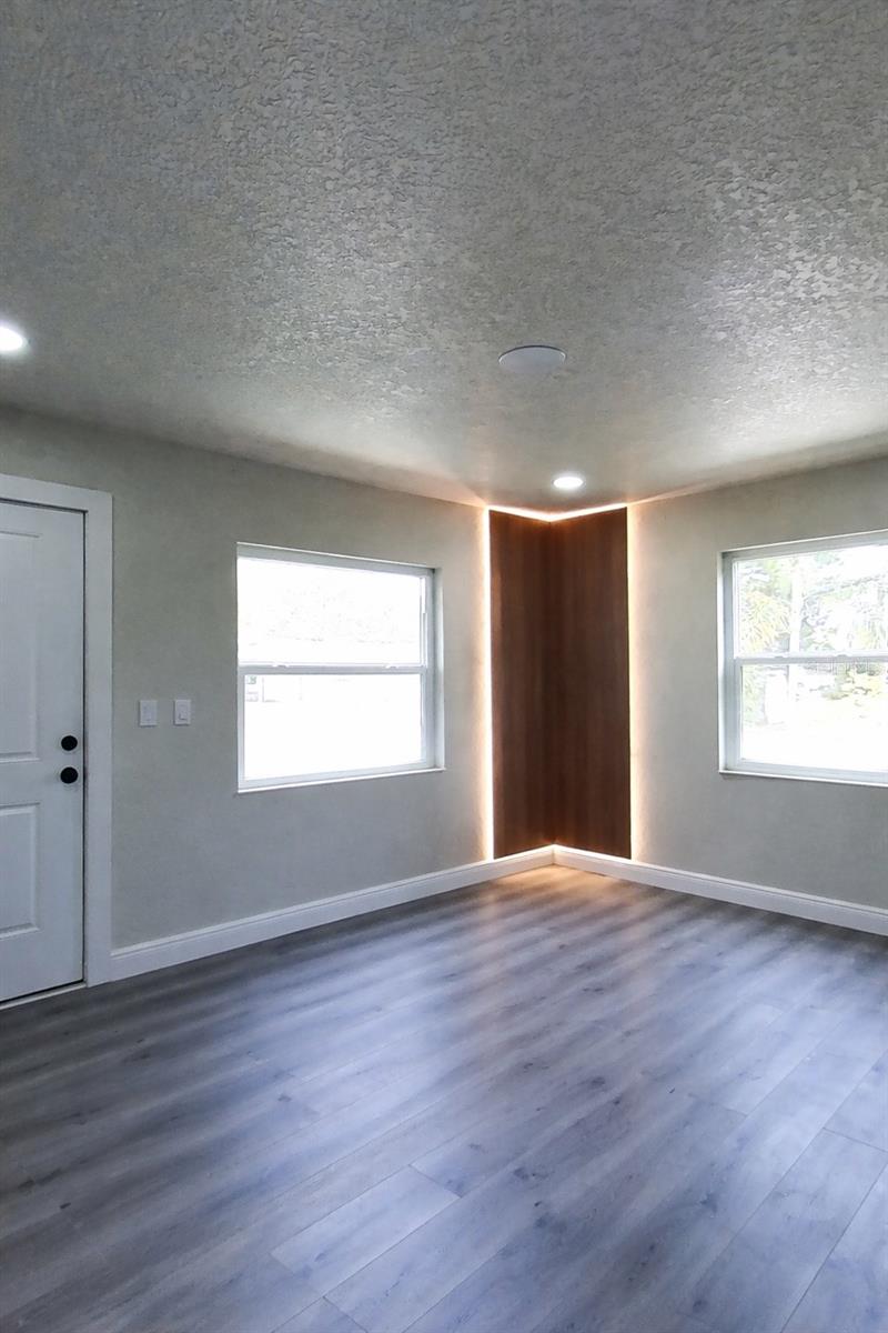 BEVERLY HILLS - Residential