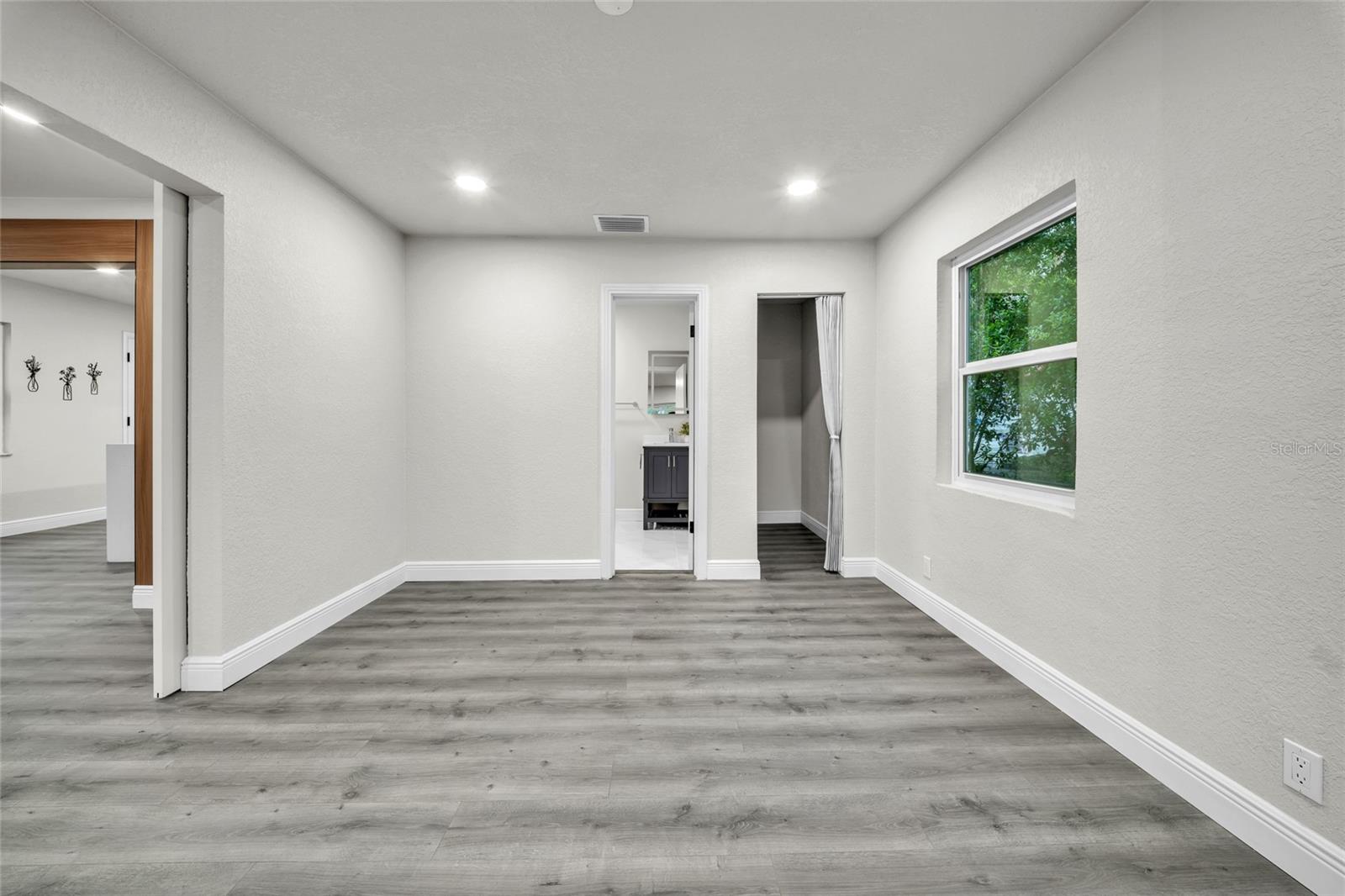 BEVERLY HILLS - Residential