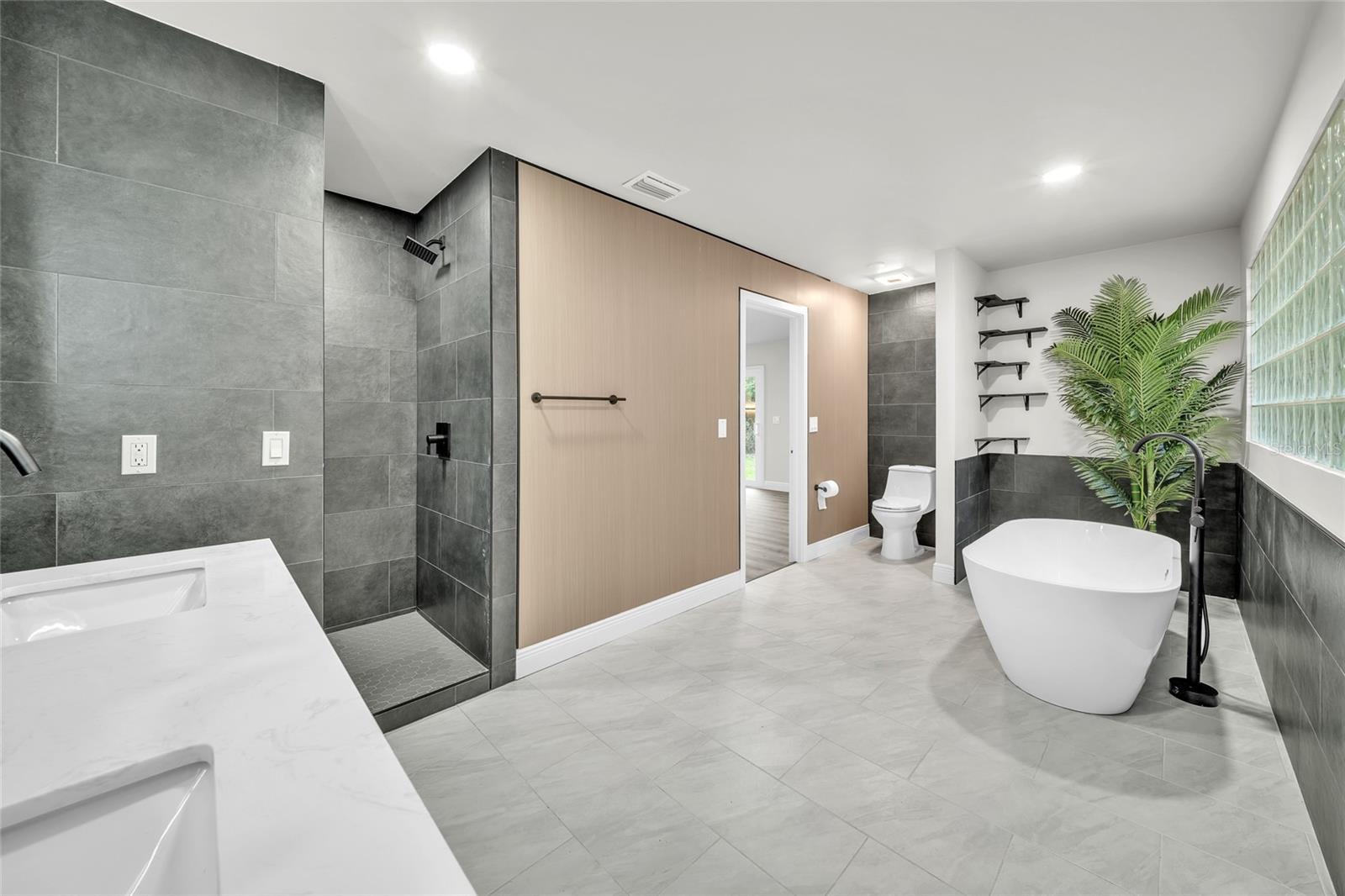 BEVERLY HILLS - Residential