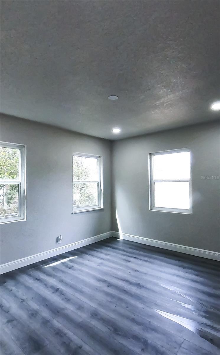 BEVERLY HILLS - Residential