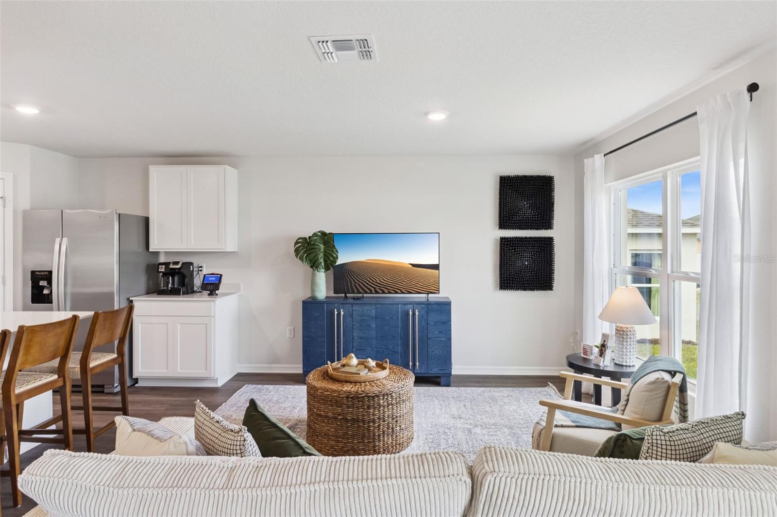 BOULEVARD OAKS - Residential