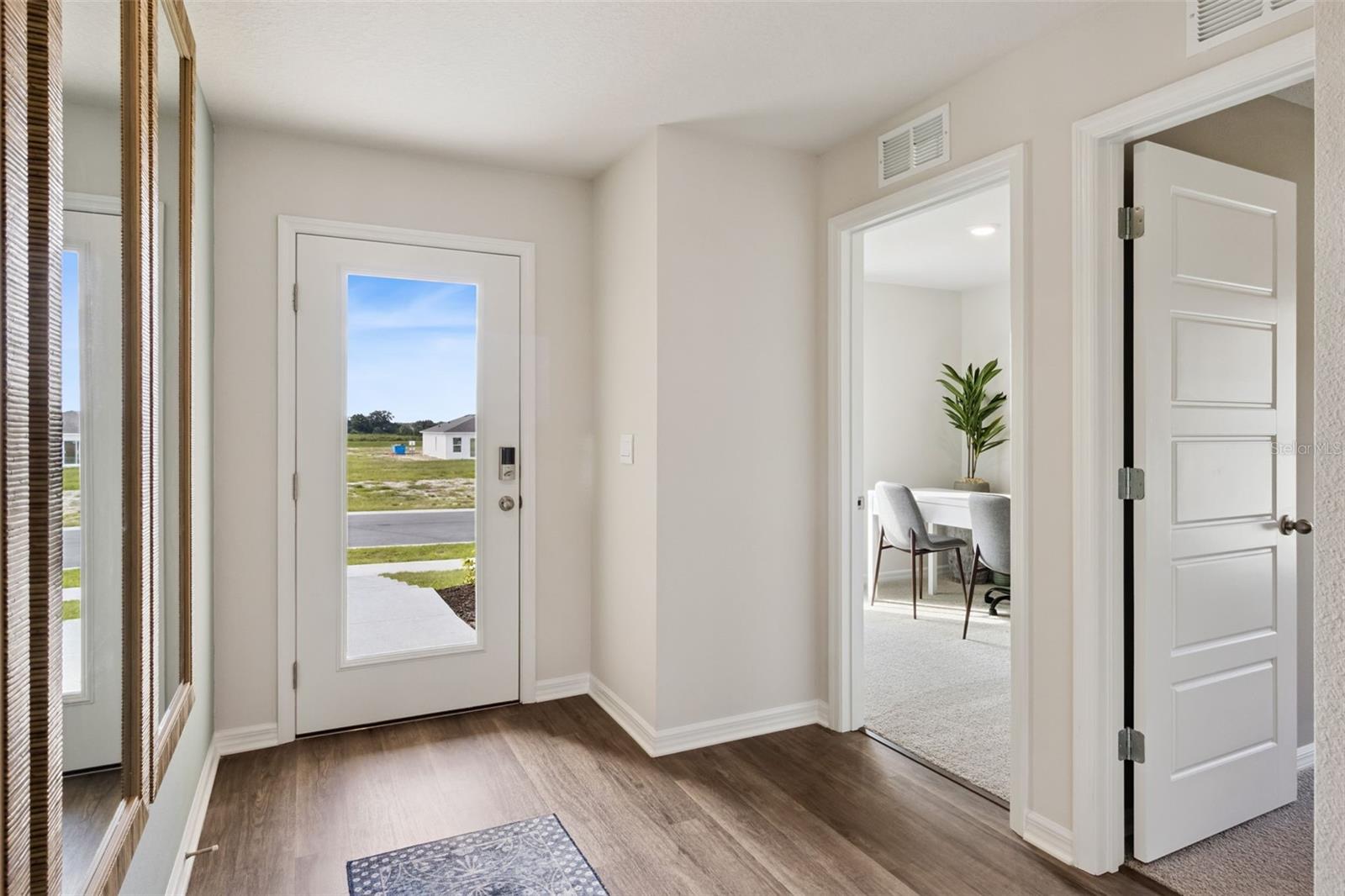 BOULEVARD OAKS - Residential