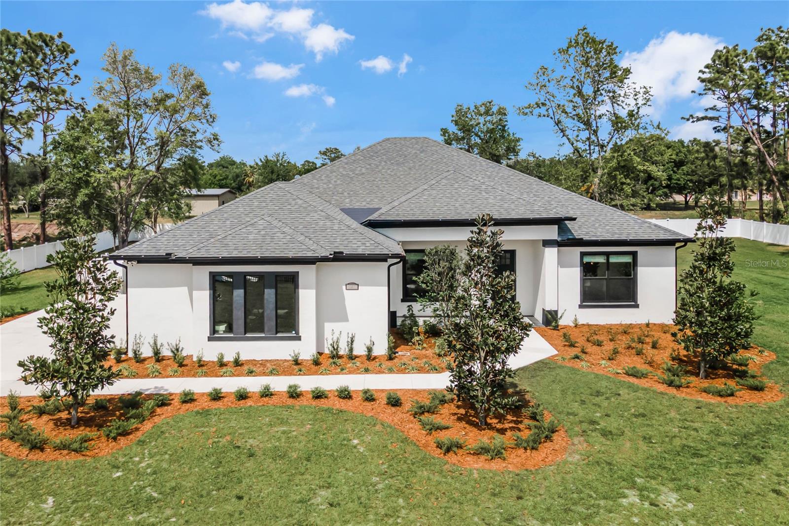 18026 REYNOLDS PARKWAY