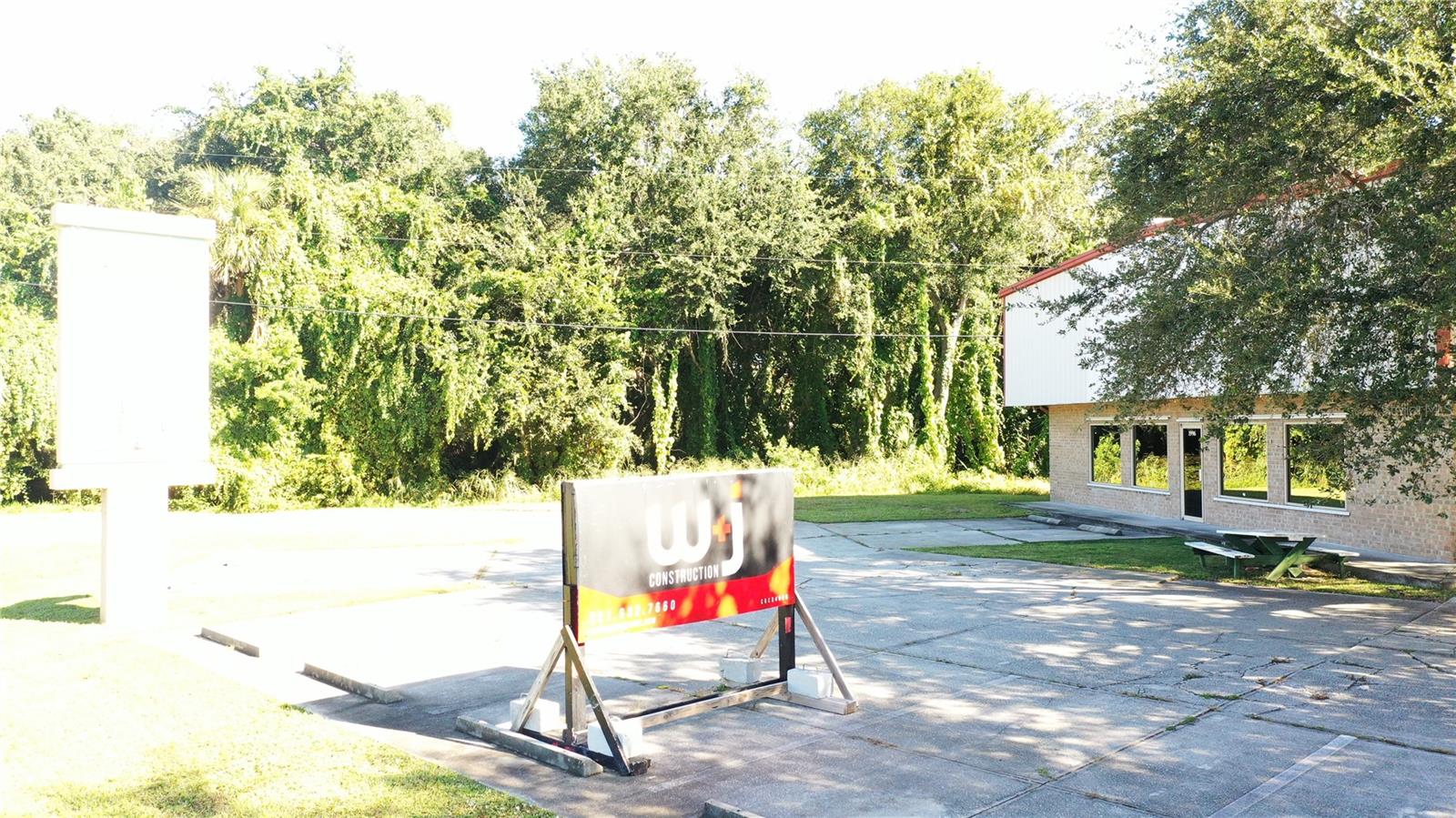 WINCHESTER COVE - Commercial Sale