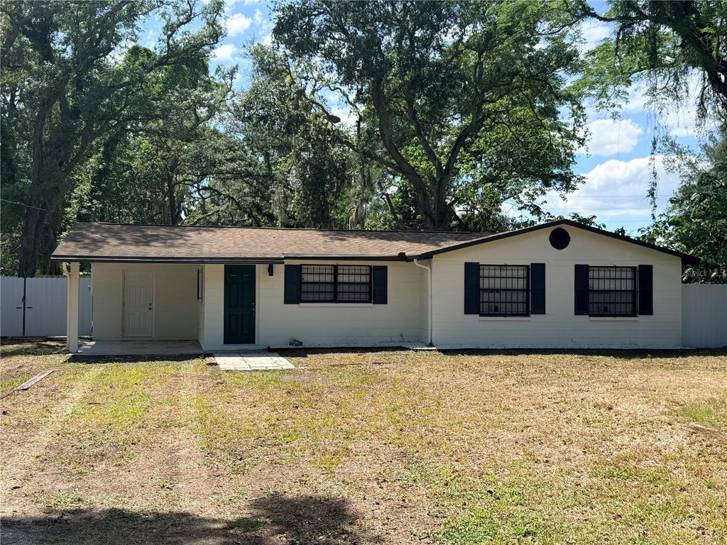 Photo of 9010 N Jones Avenue, Tampa, FL 33604 (MLS # TB8505984)