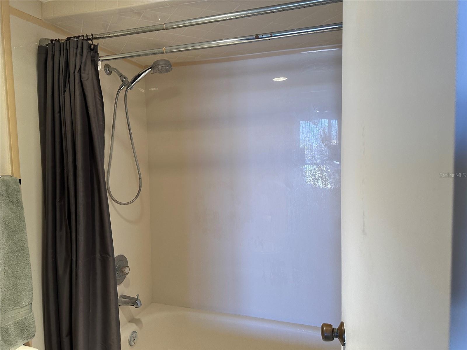 KEY CAPRI CONDO - Residential Lease