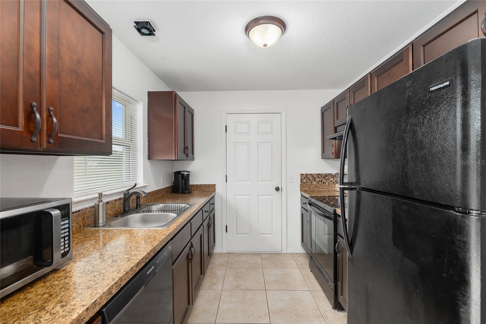 SILVER SPGS SHORES UN 32 - Residential