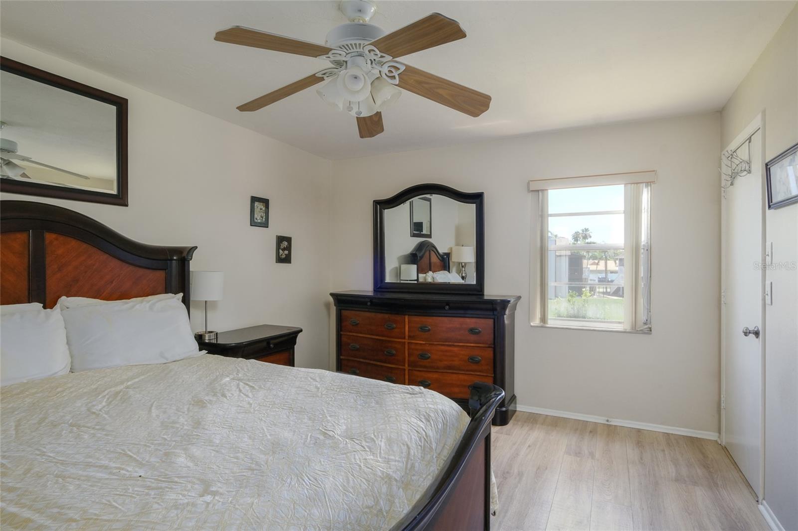 MIRROR LAKE SEC 2 - Residential