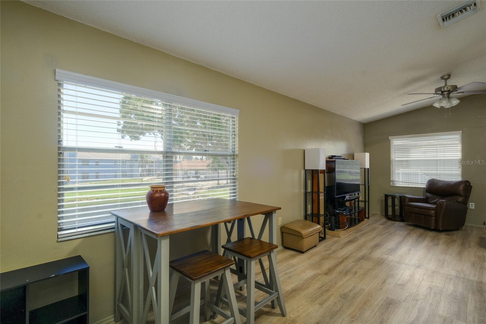 MIRROR LAKE SEC 2 - Residential