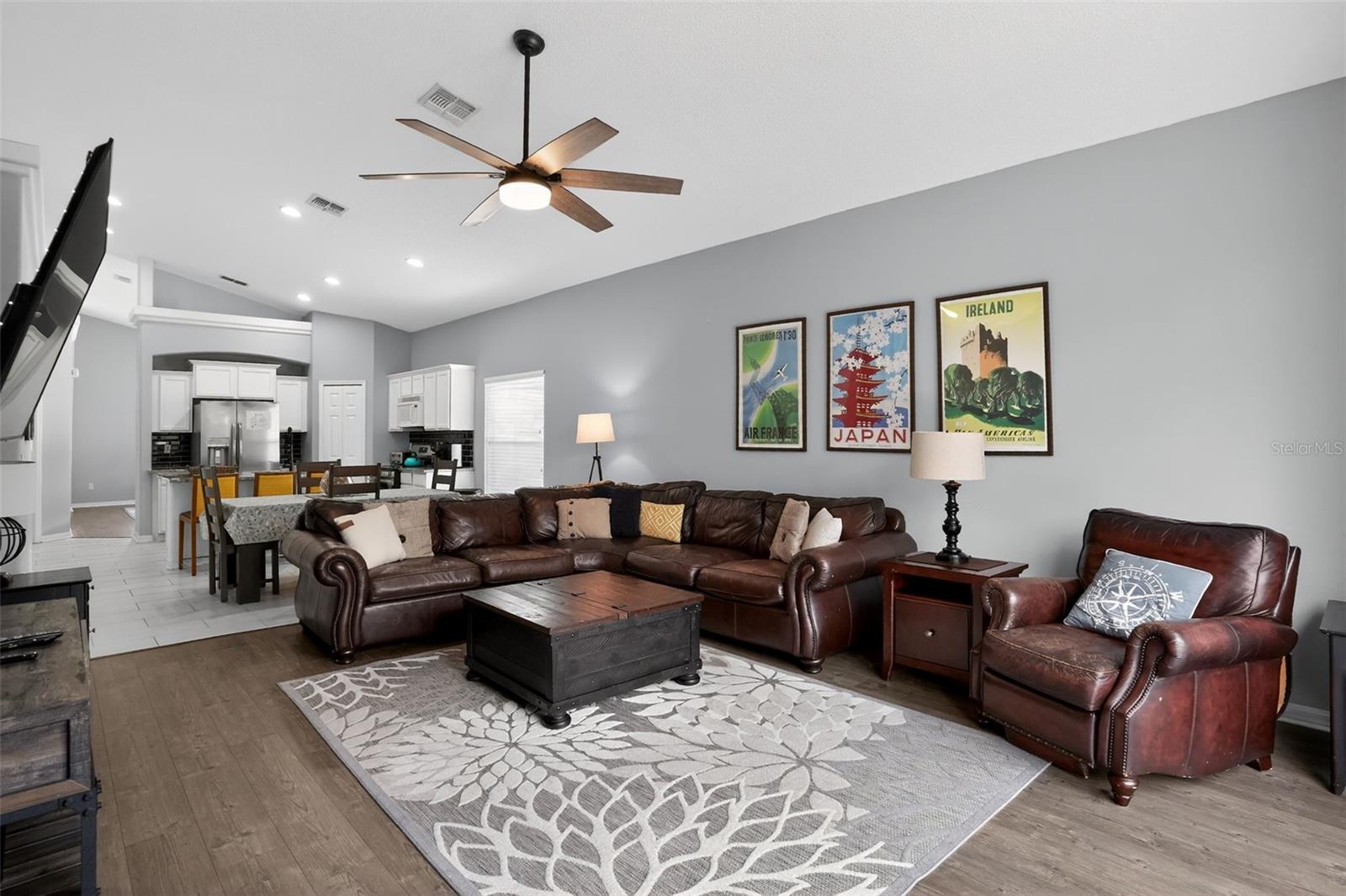 GLENBROOK SUB - Residential