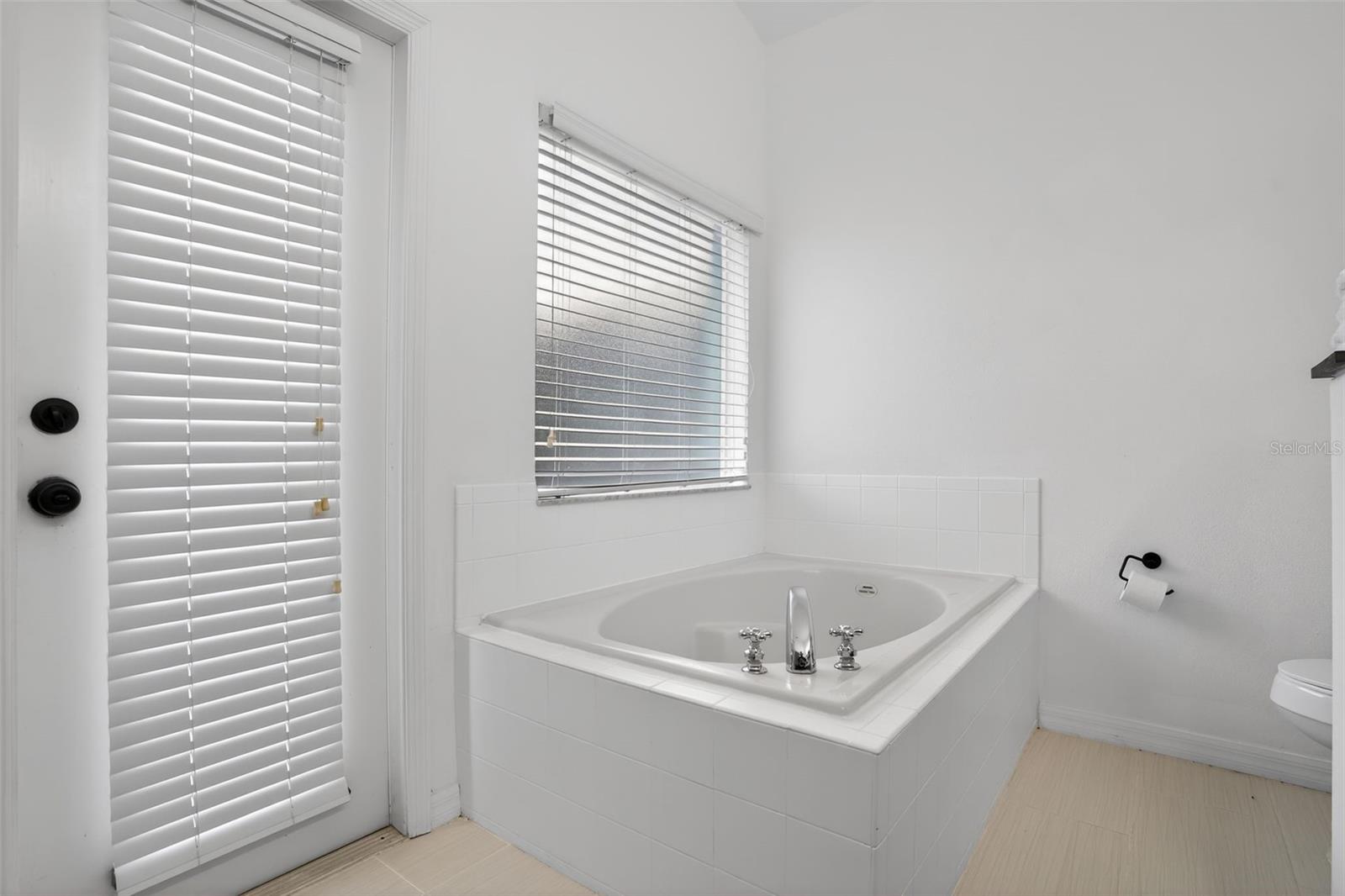 GLENBROOK SUB - Residential