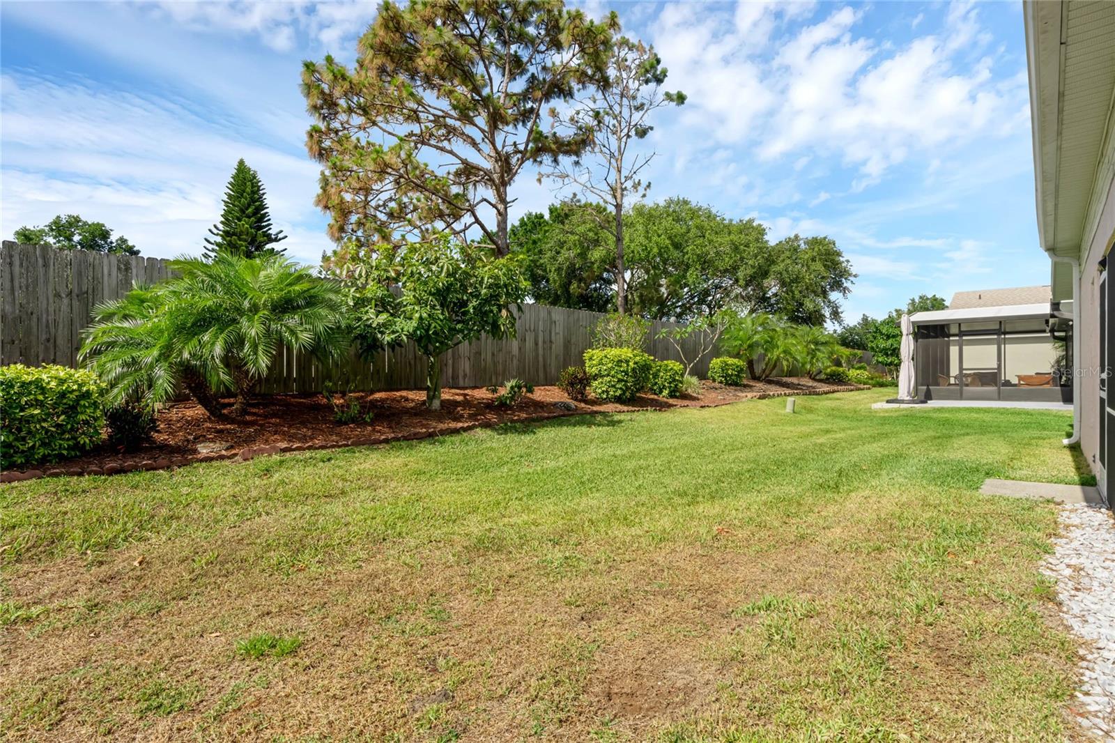 CHALET ESTATES - Residential Lease