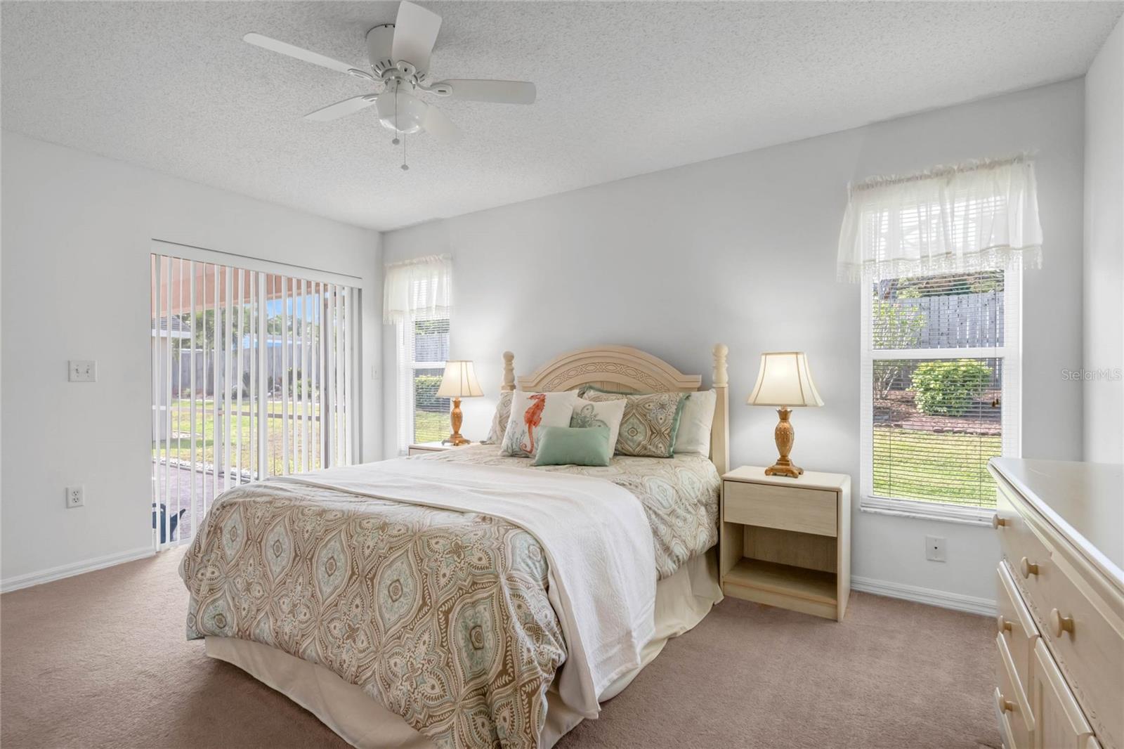CHALET ESTATES - Residential Lease