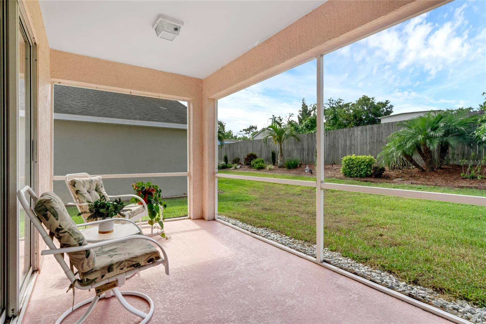 CHALET ESTATES - Residential Lease