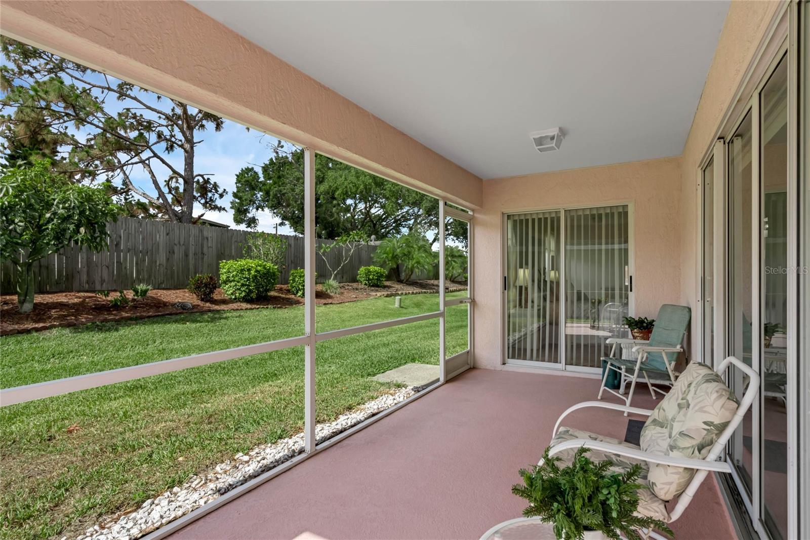 CHALET ESTATES - Residential Lease