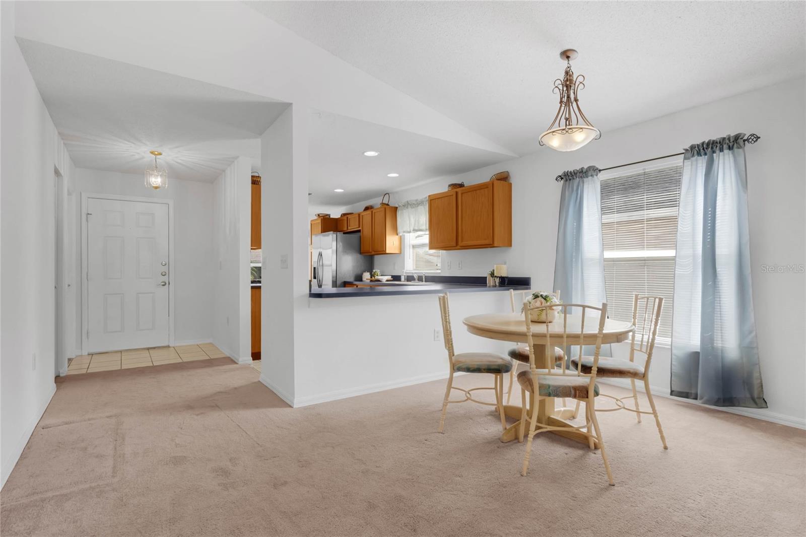 CHALET ESTATES - Residential Lease