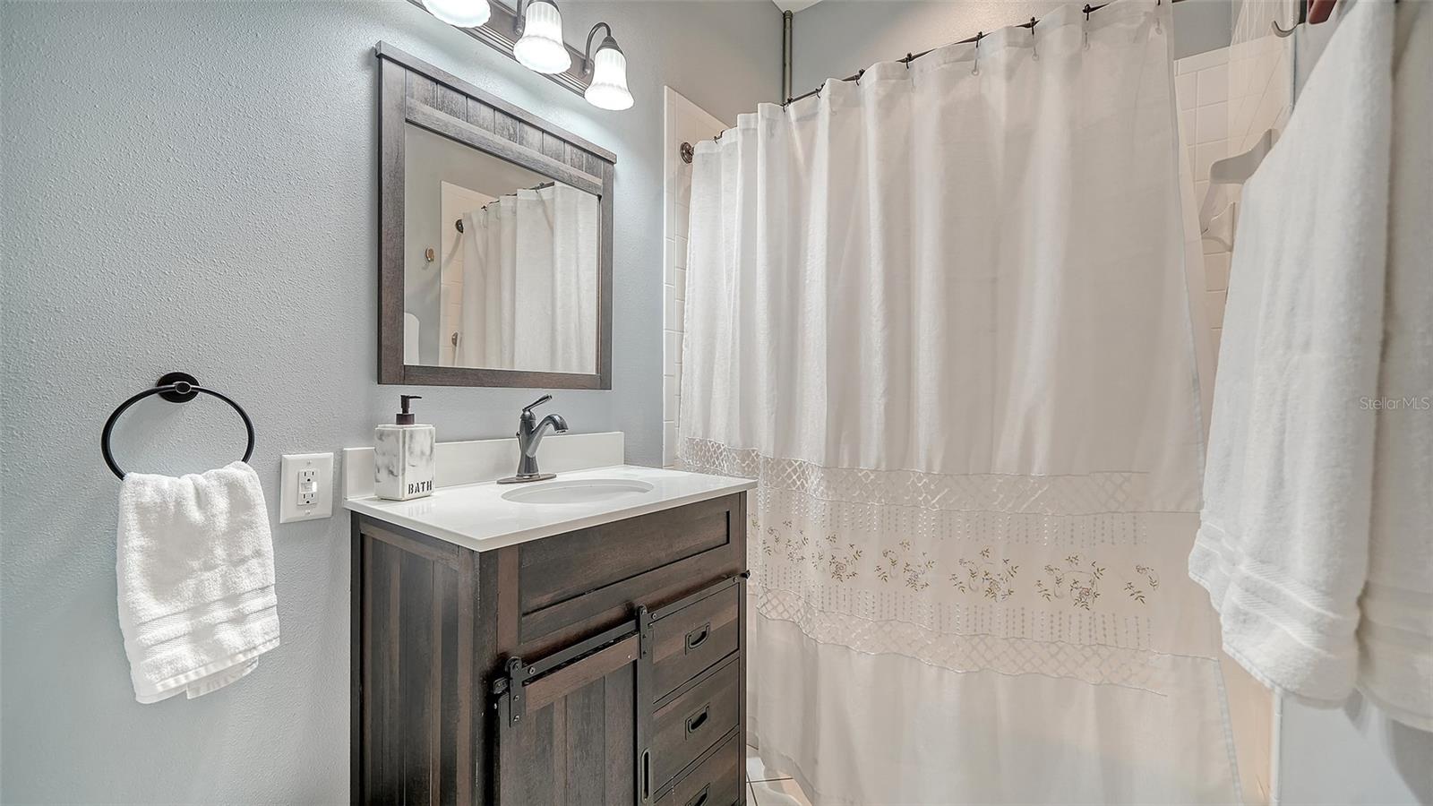 MIRA LAGO AT PALMER RANCH PH 2 - Residential