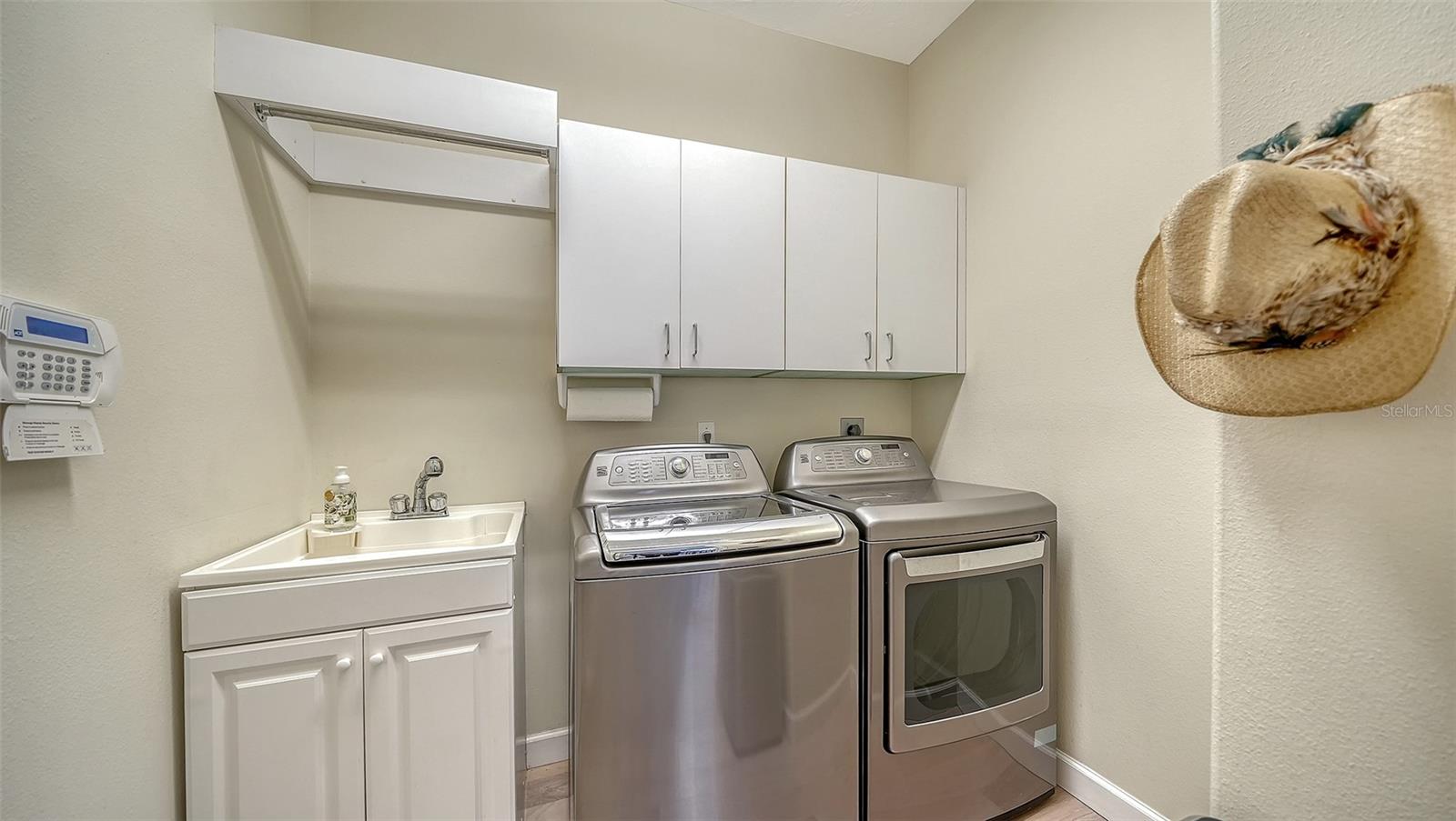 MIRA LAGO AT PALMER RANCH PH 2 - Residential