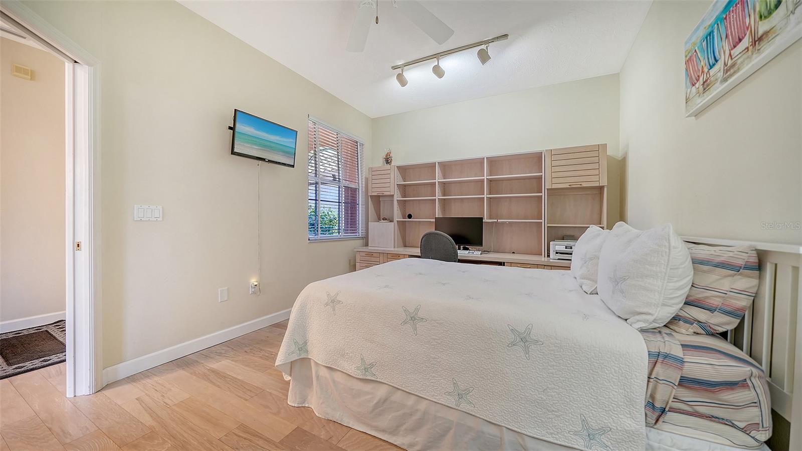 MIRA LAGO AT PALMER RANCH PH 2 - Residential