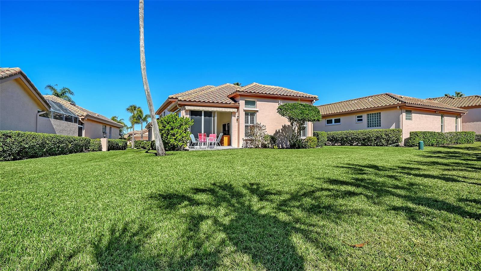 MIRA LAGO AT PALMER RANCH PH 2 - Residential