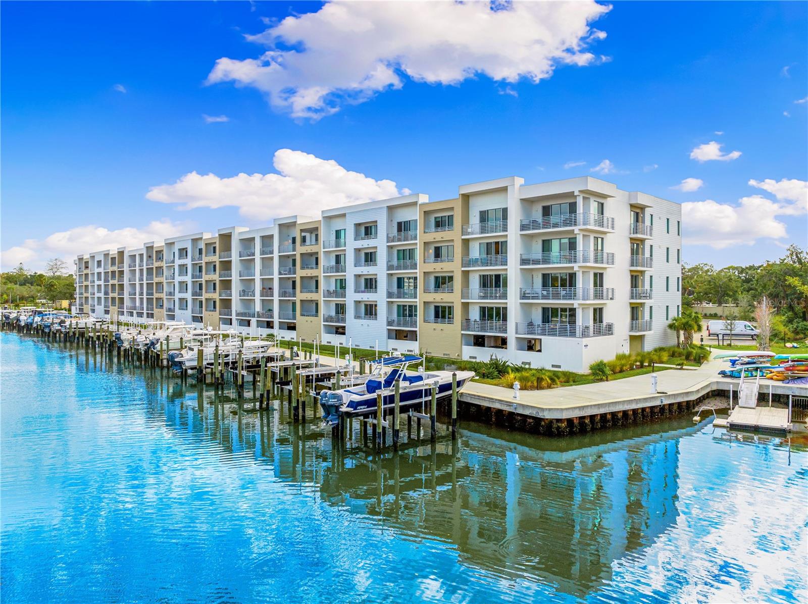 1709 N TAMIAMI TRAIL 403