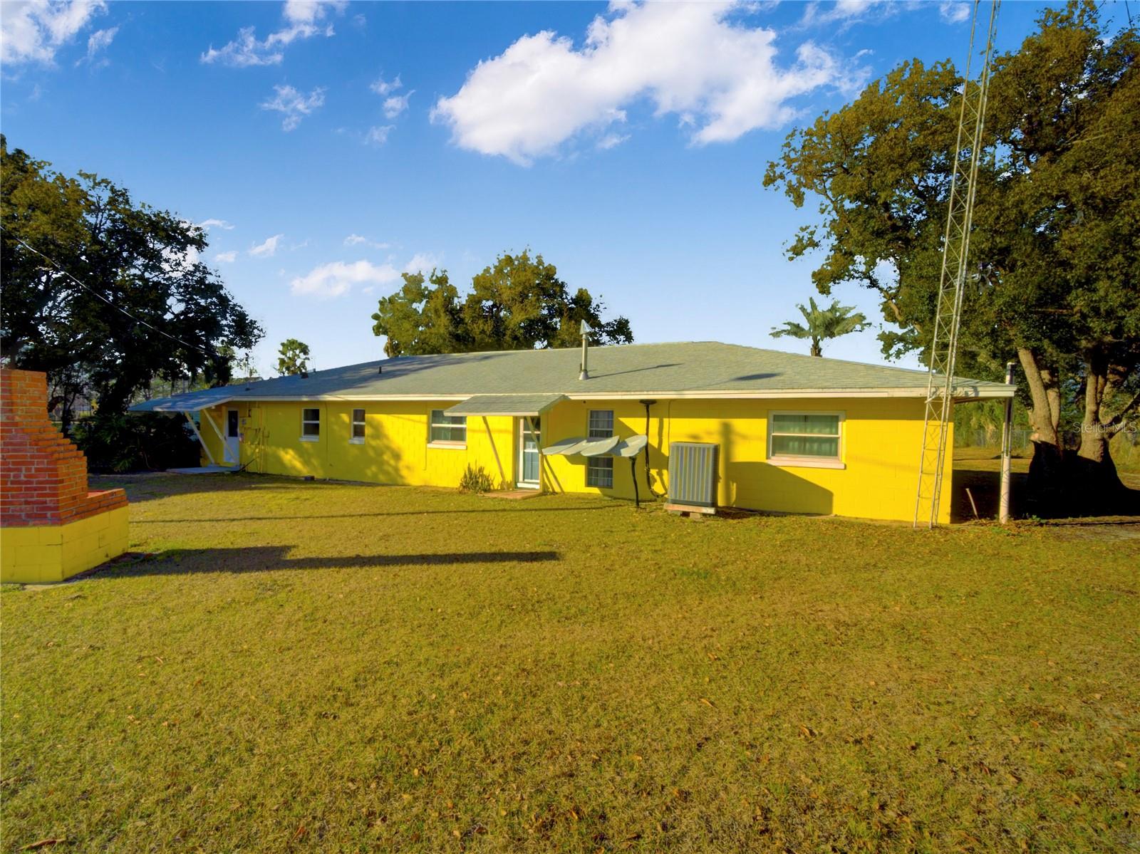 GROVELAND FARMS 20-23-25 - Residential