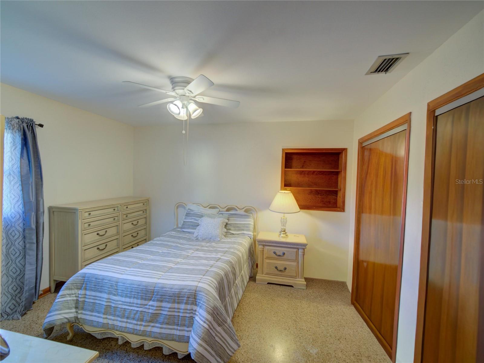 GROVELAND FARMS 20-23-25 - Residential