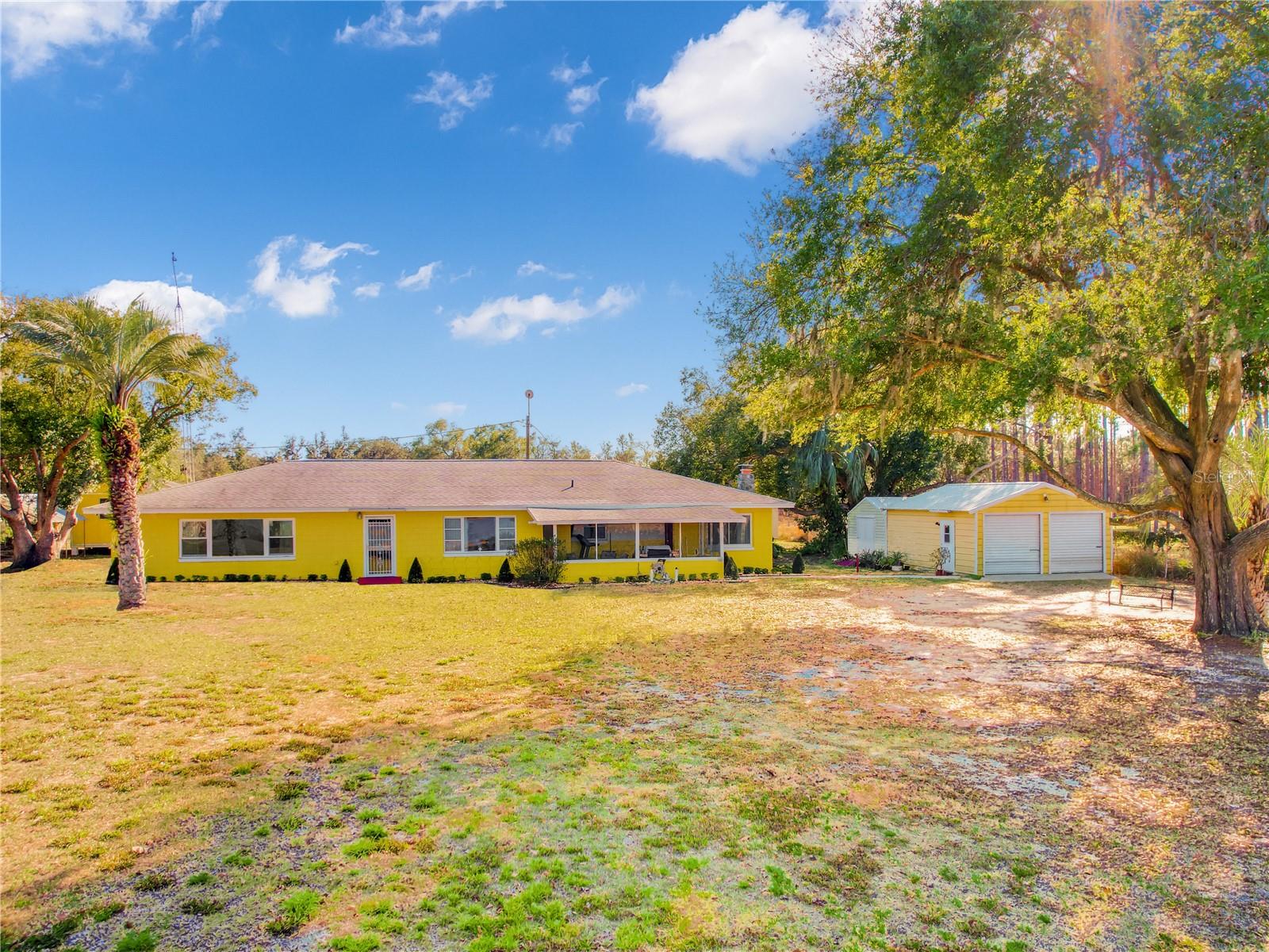 GROVELAND FARMS 20-23-25 - Residential