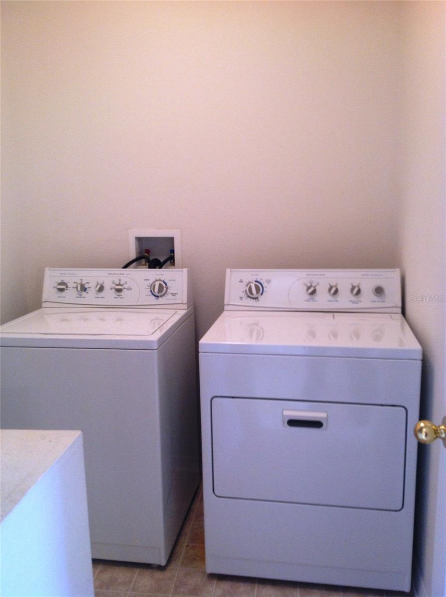 WETHERBEE LAKES SUB - Residential Lease