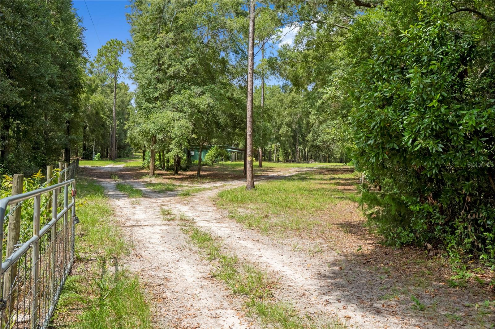 NOT IN A SUBDIVISION - Residential