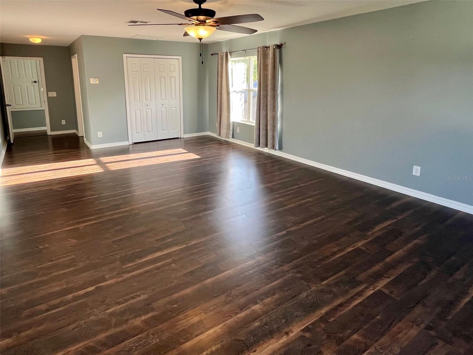 HAMILTON PLACE - Residential