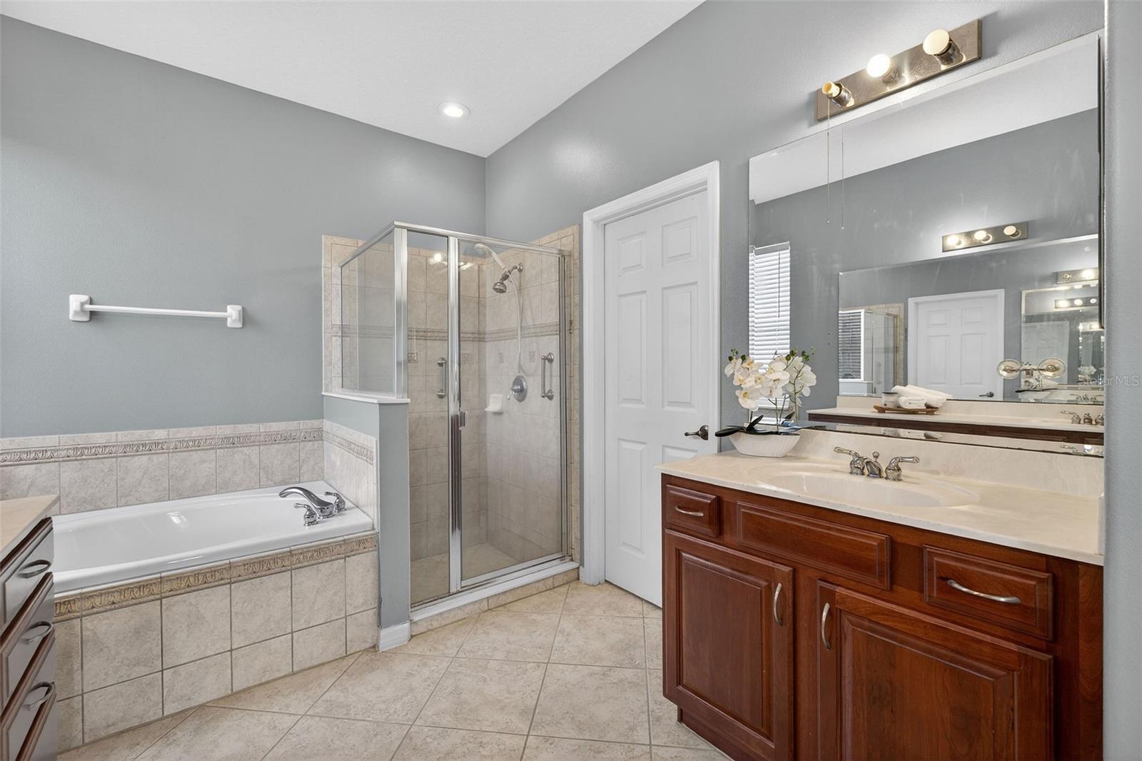 HAMILTON PLACE - Residential