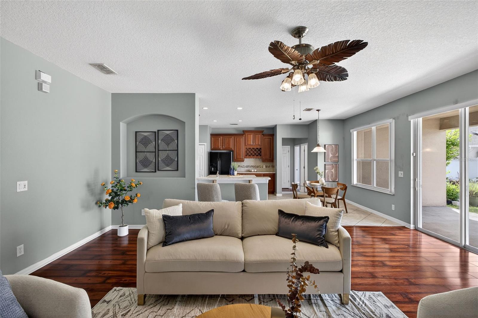 HAMILTON PLACE - Residential