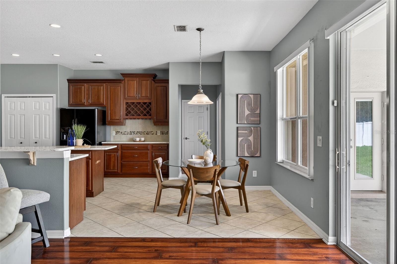 HAMILTON PLACE - Residential