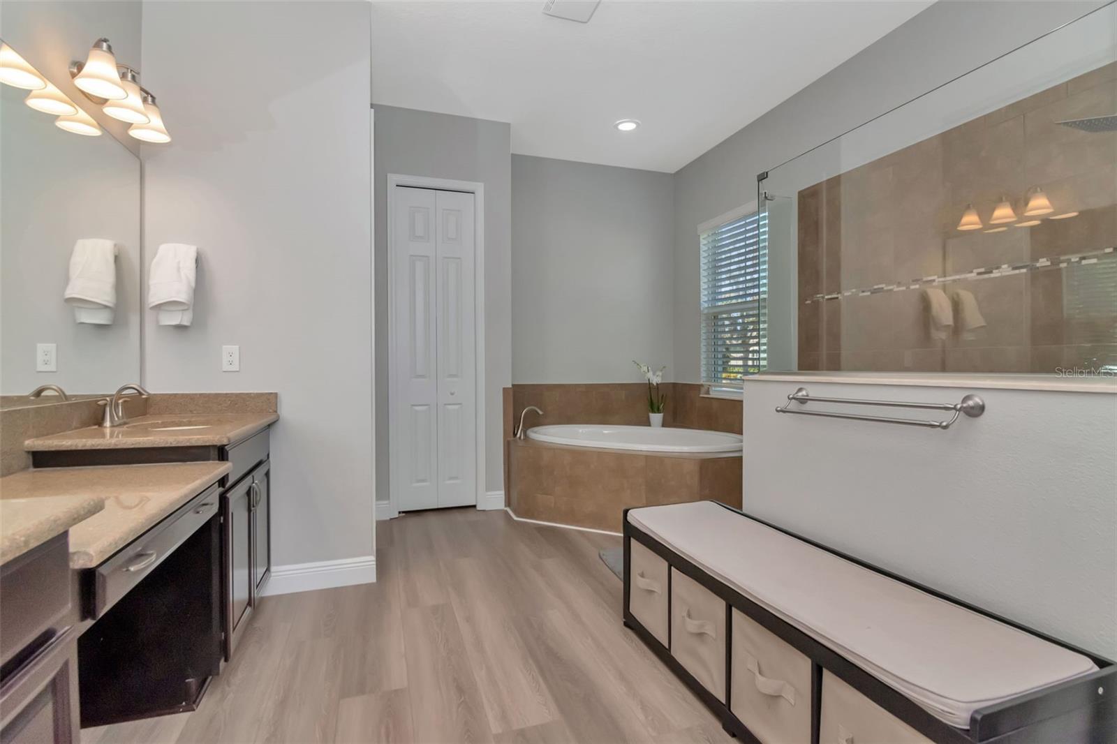 LAKESHORE RANCH PH I - Residential