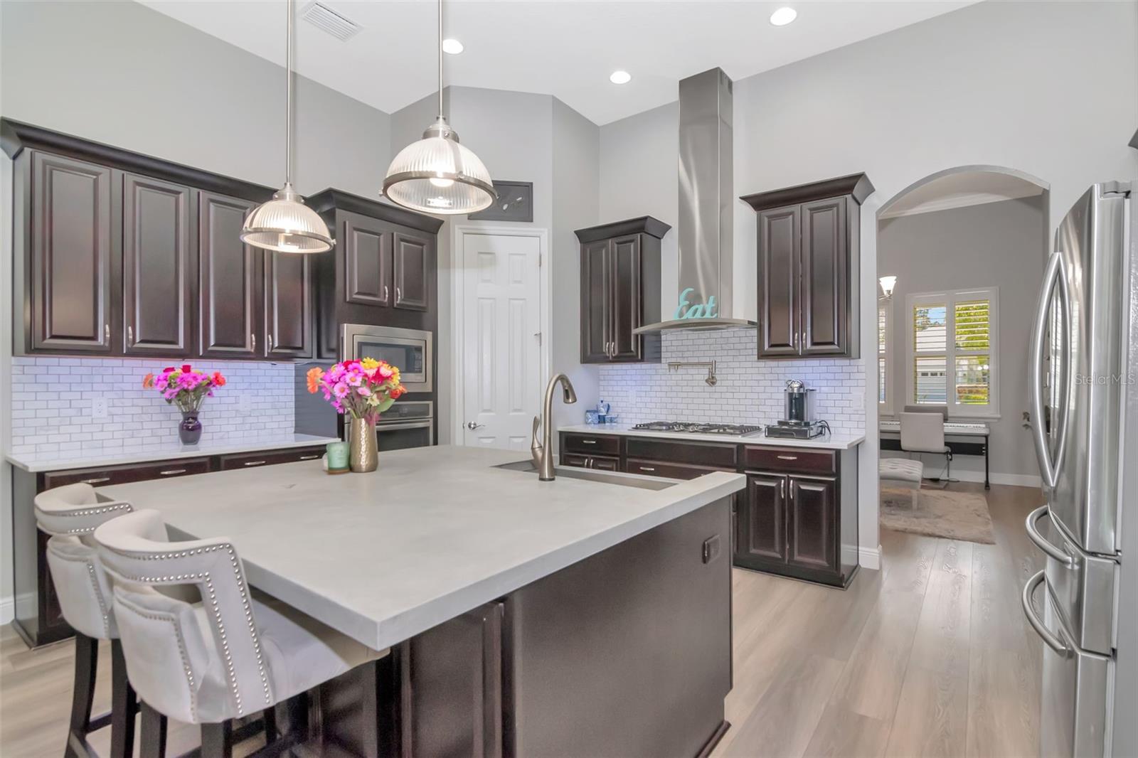 LAKESHORE RANCH PH I - Residential