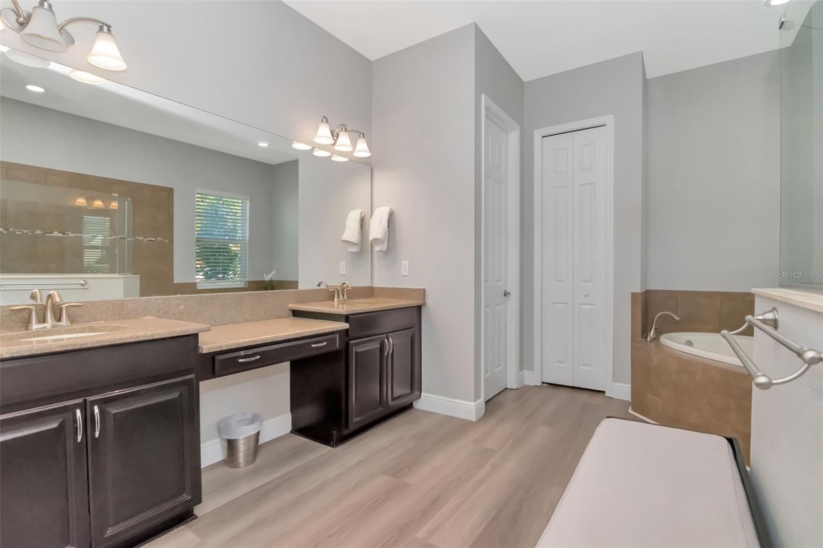 LAKESHORE RANCH PH I - Residential