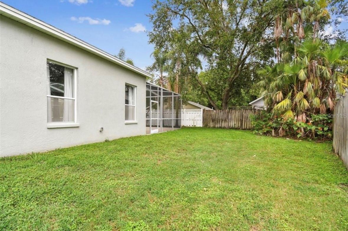 TAMPA PALMS AREA 2 5C UNIT 2A - Residential Lease